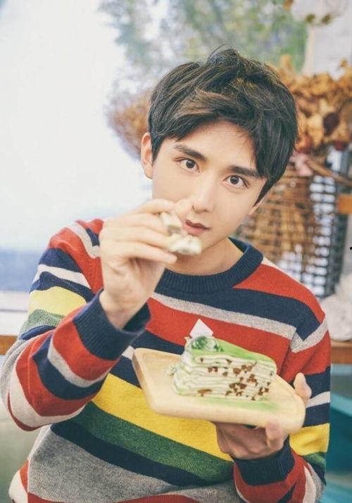 娱乐吃瓜君张新成,娱乐吃瓜界的“瓜王”崛起之路